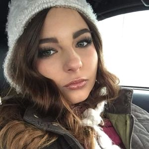 Meet your Posher, Angelina